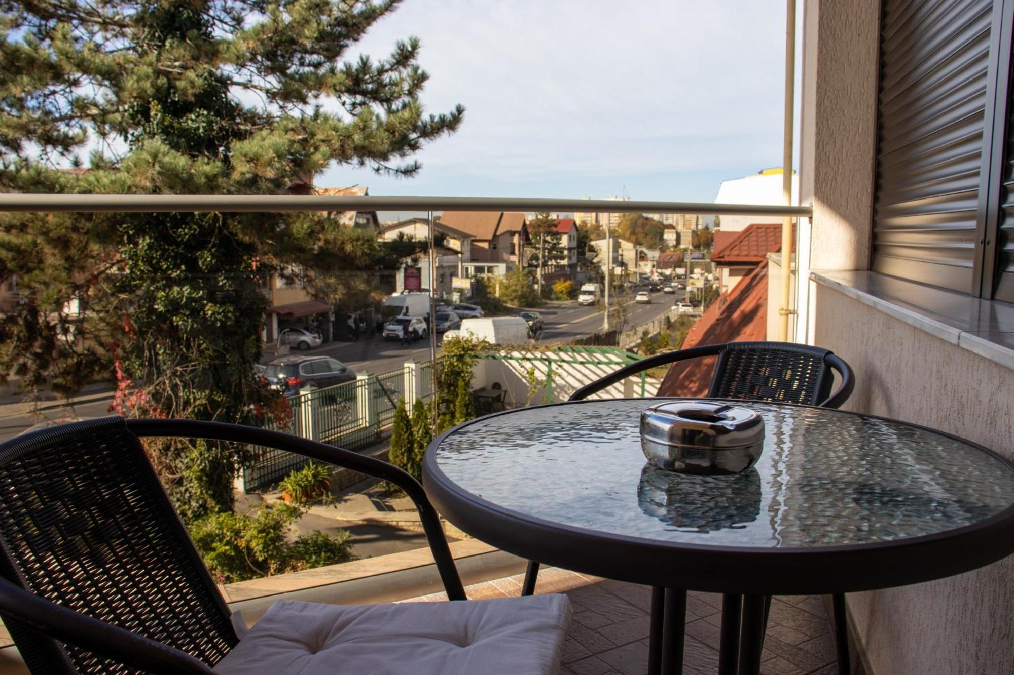 Casa Munteneasca Alessandro ปีเตช ภายนอก รูปภาพ