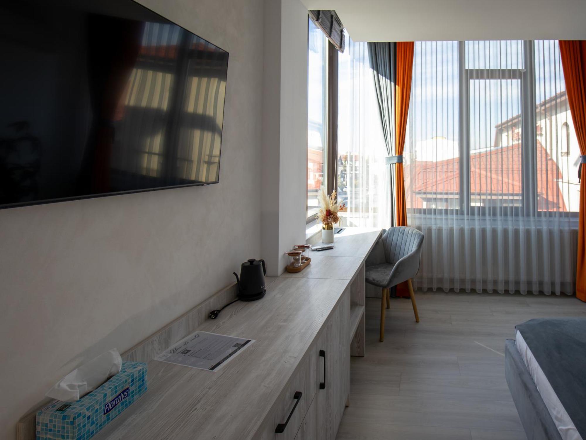 Casa Munteneasca Alessandro ปีเตช ภายนอก รูปภาพ